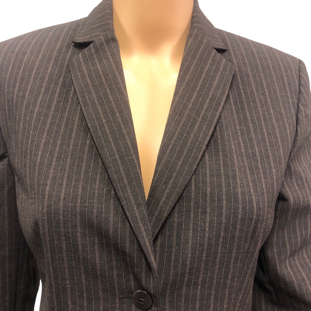 The Limited Stretch Brown Pinstripe 2 Button Blazer Suit Jacket Womens XS New - Picture 3 of 9